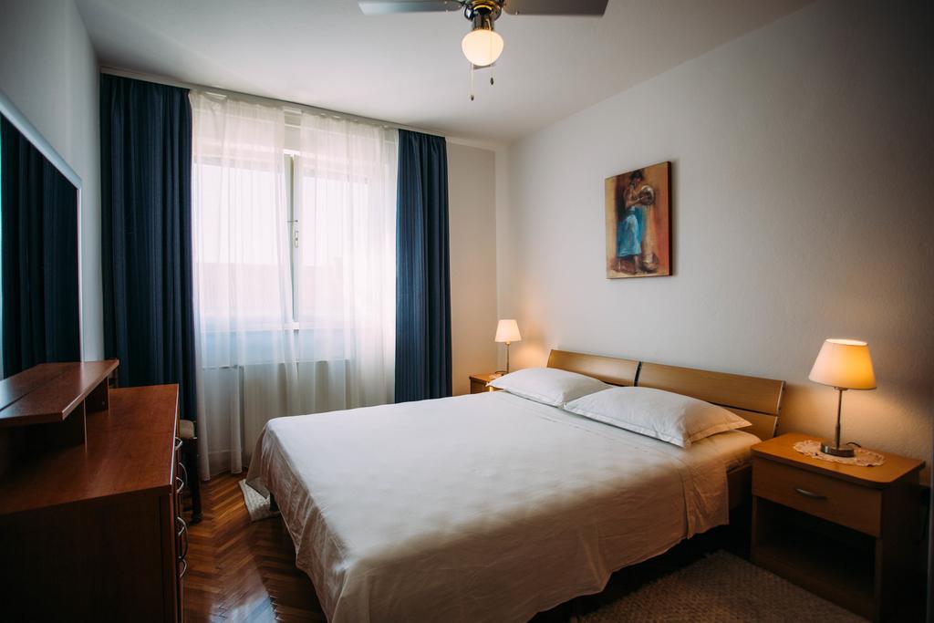 Apartments Ivana Sutivan Szoba fotó